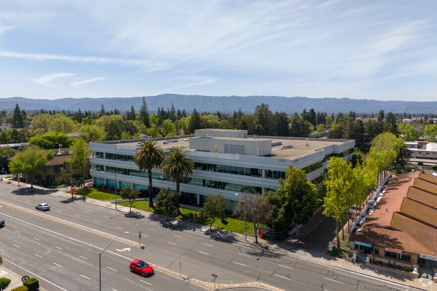 More Photos Of 2105 S Bascom Ave, Campbell Medical For Lease