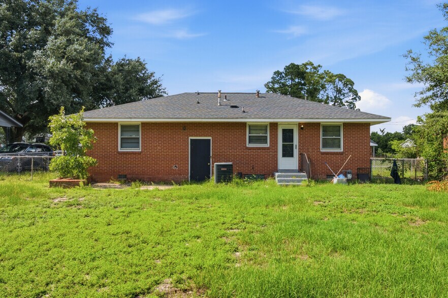 More Photos Of , Fayetteville Specialty For Sale