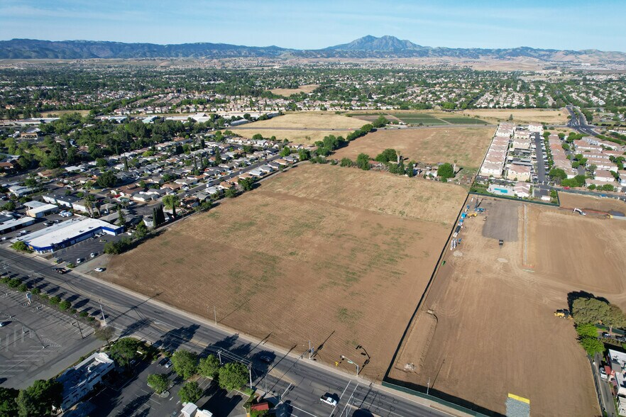 More Photos Of 7865 Brentwood Blvd, Brentwood Land For Sale