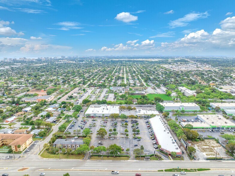 More Photos Of 904-1048 E Sample Rd, Pompano Beach Unknown For Lease