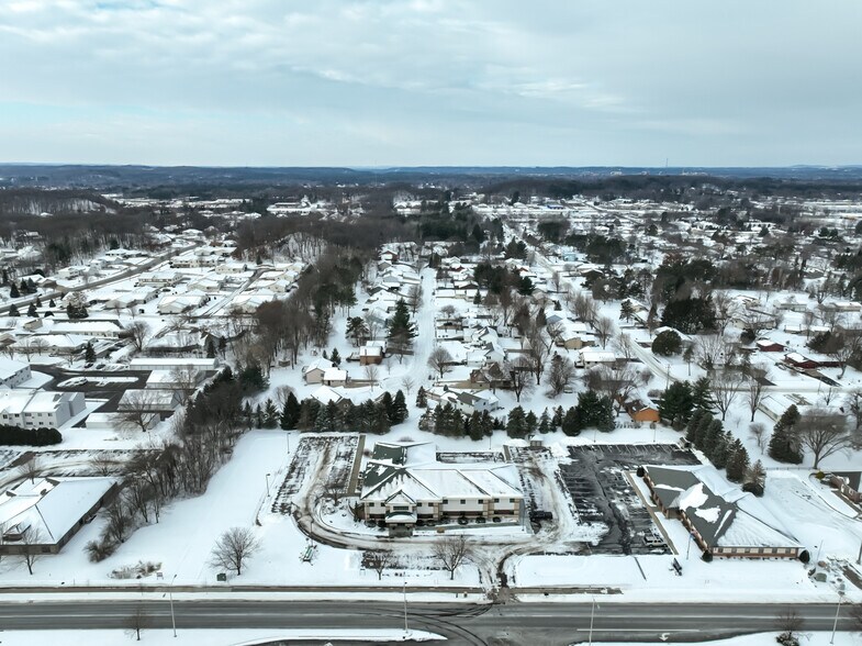 More Photos Of 3624 Oakwood Hills Pky, Eau Claire Office For Sale