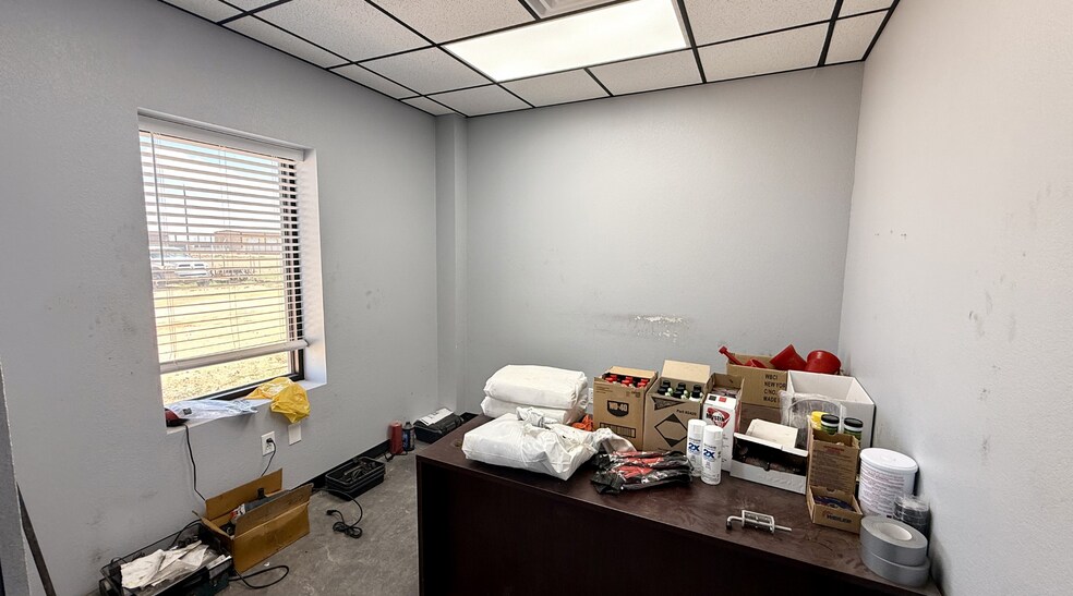 More Photos Of 2607 Holdridge Road, Midland Warehouse For Sale