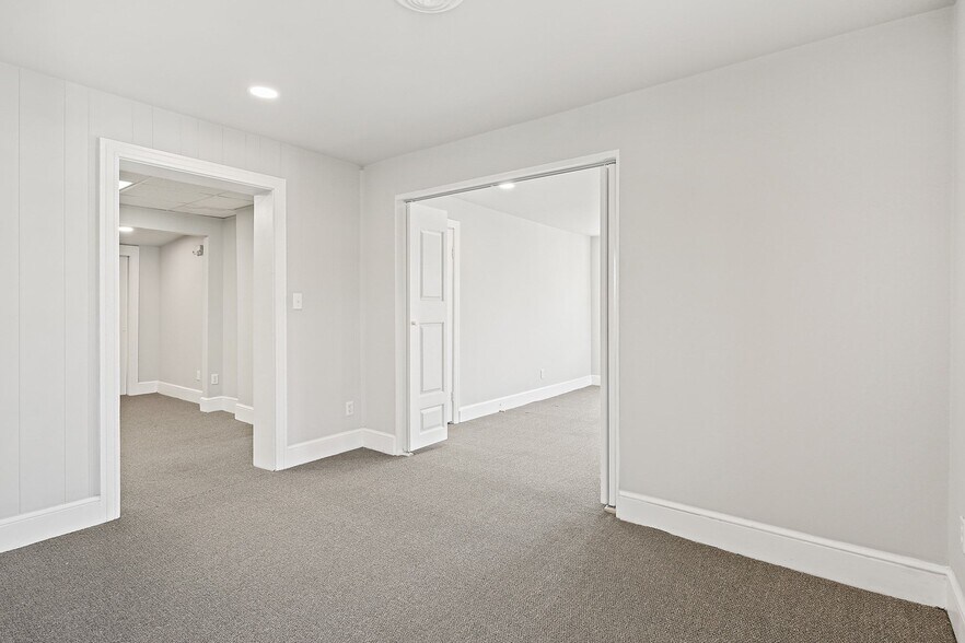 More Photos Of 229 E Main St, Westminster Office For Lease