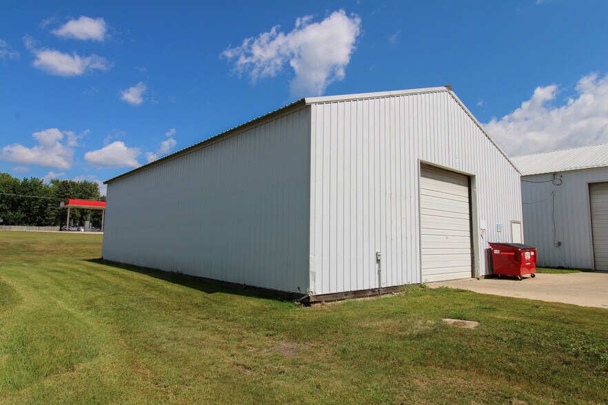 More Photos Of 107 8th Ave SW, Kasson Specialty For Sale