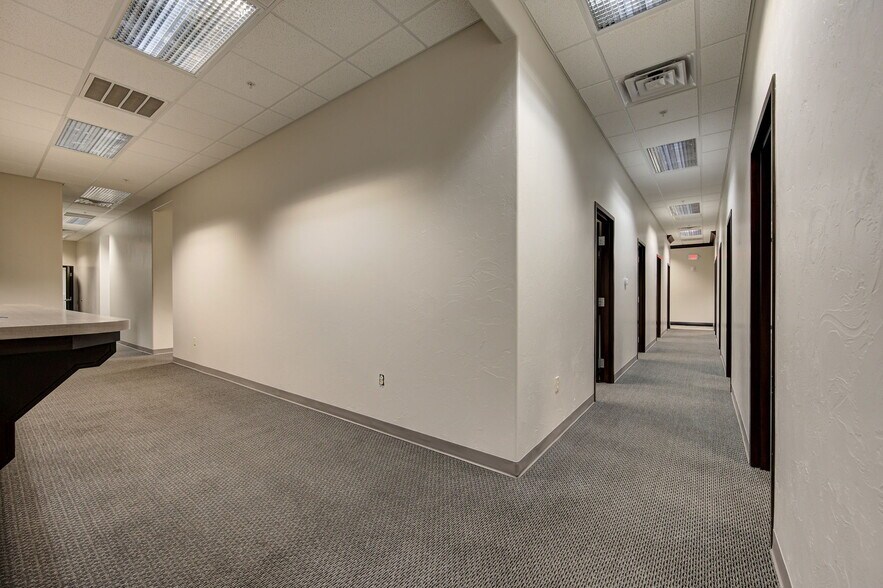 More Photos Of 4509-4513 Memorial Cir, Oklahoma City Office For Sale