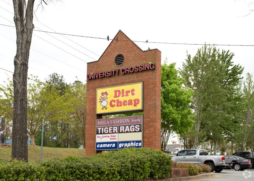 More Photos Of 1625 E University Dr, Auburn Unknown For Lease