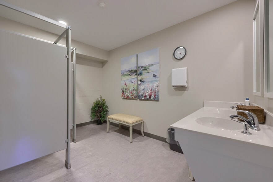 More Photos Of 121 Walnut Hill Rd, Millersville Religious Facility For Sale