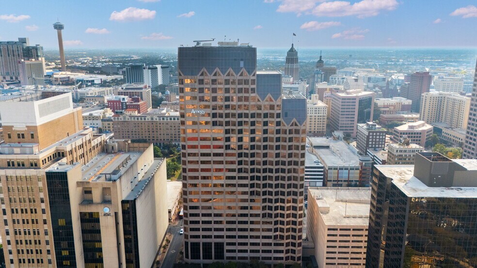 More Photos Of 300 Convent St, San Antonio Office For Lease