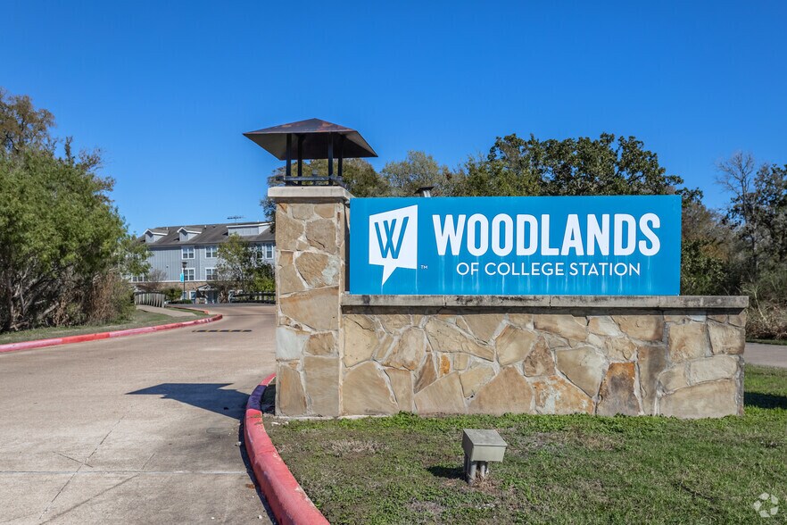 More Photos Of 1725 Harvey Mitchell Pky S, College Station Apartments For Sale