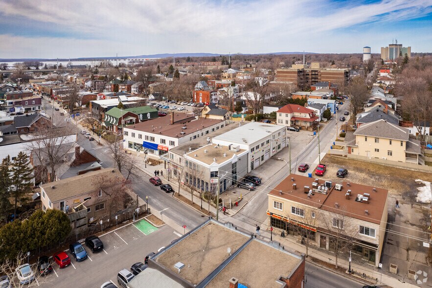 More Photos Of 37 Rue Sainte-Anne, Sainte-Anne-de-Bellevue Storefront Retail Residential For Sale