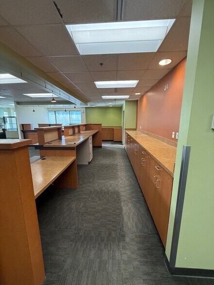 More Photos Of 9170 Jewel Lake Rd, Anchorage Office For Lease