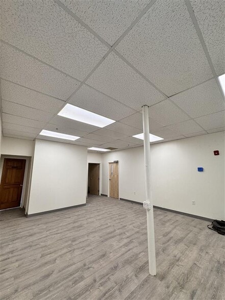 More Photos Of 1625 Washington St, Holliston Unknown For Lease