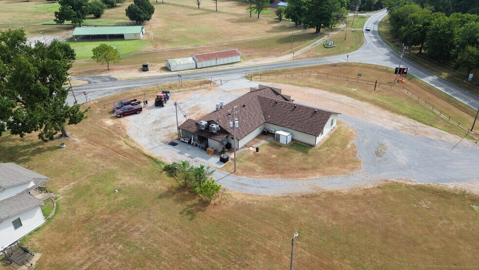 More Photos Of 49 Route Tt, Noel Restaurant For Sale