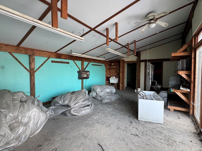 More Photos Of 563 James Monroe Ave, Monroeton Apartments For Sale