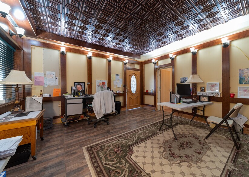 More Photos Of 796 W Evan Hewes, El Centro Restaurant For Sale