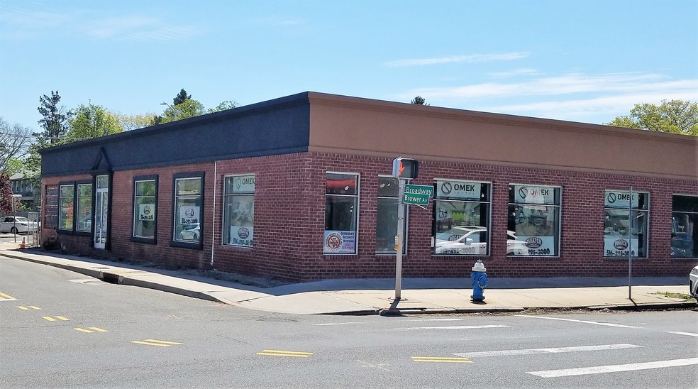 Primary Photo Of 961 Broadway, Woodmere Storefront Retail Office For Lease