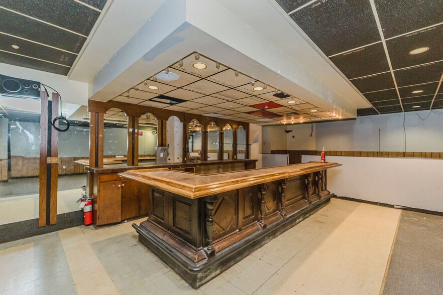 More Photos Of 1560 S Topeka St, Wichita Lodge Meeting Hall For Sale