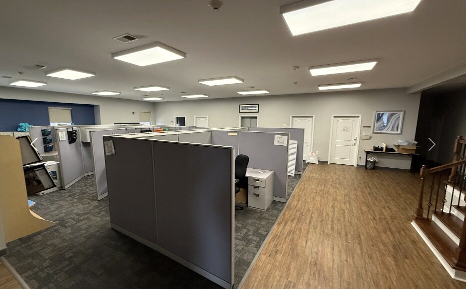 More Photos Of 2727 Hope Mills Rd, Fayetteville Office For Lease