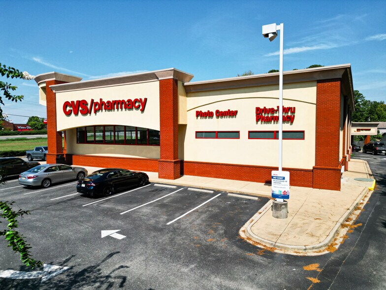 More Photos Of 4280 Mitt Lary Rd, Northport Drugstore For Sale