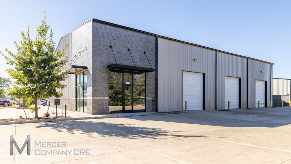 More Photos Of 2845 S Portland Ave, Oklahoma City Warehouse For Sale