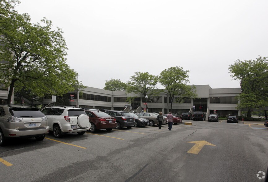 More Photos Of 17-19 Four Seasons Pl, Toronto Office For Lease
