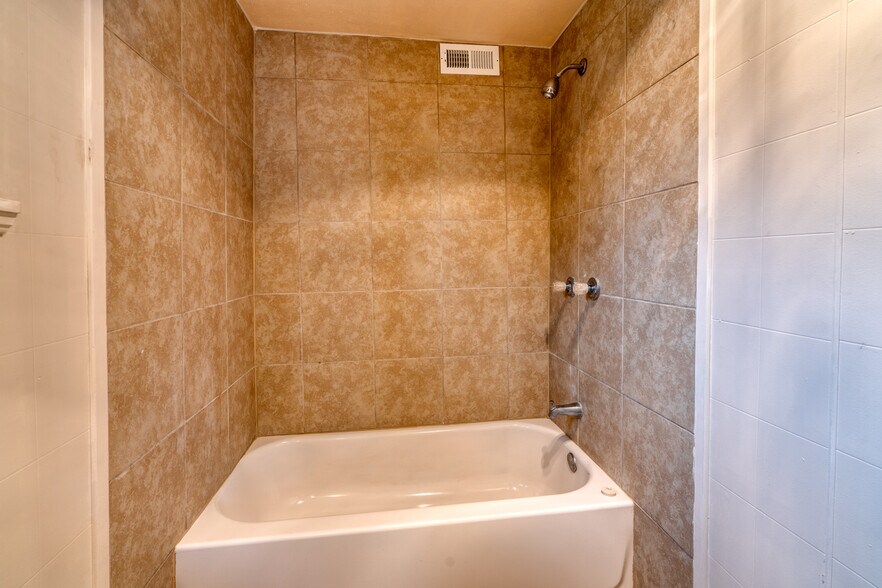 More Photos Of 720-724 School St, Espanola Apartments For Sale