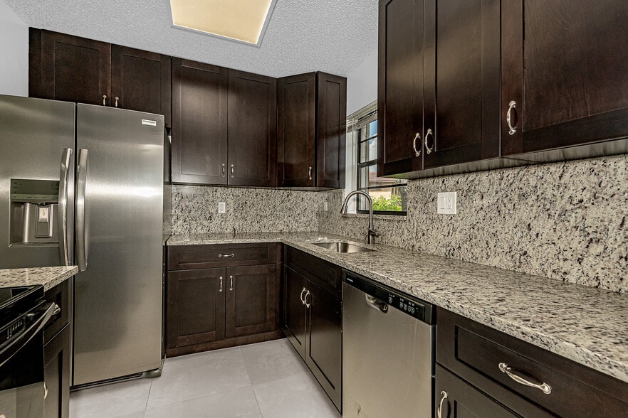 More Photos Of 11430-11442 NW 45th St, Coral Springs Apartments For Sale