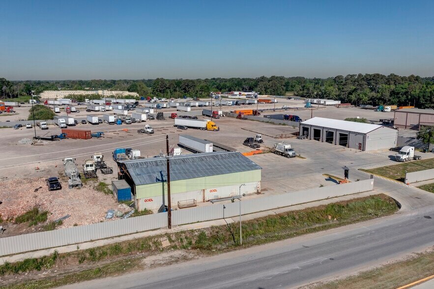 More Photos Of 6409 Mesa Dr, Houston Truck Terminal For Lease