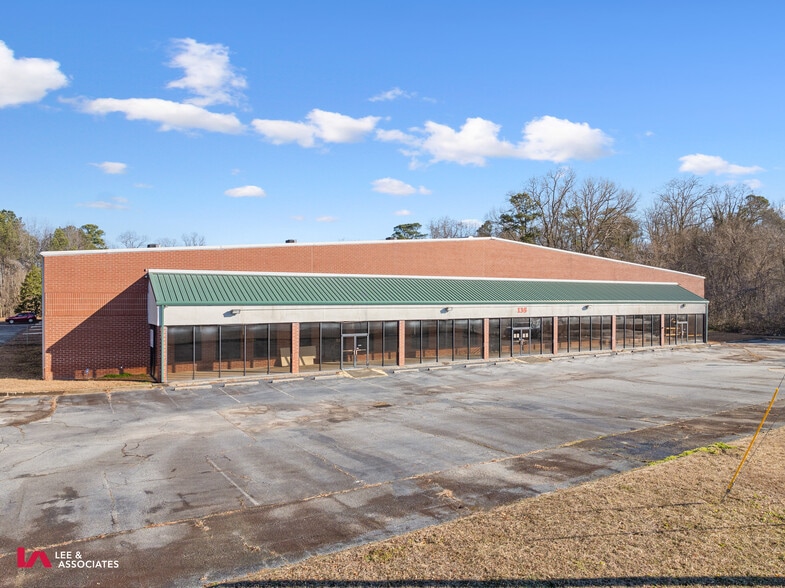 More Photos Of 135 Veterans Memorial Hwy SE, Mableton Warehouse For Lease
