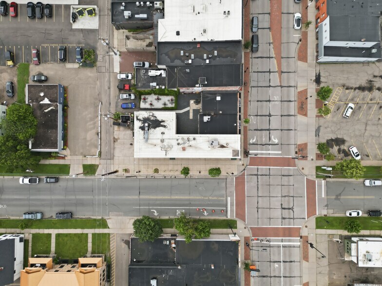 More Photos Of 442 Water St, Eau Claire Bar For Sale