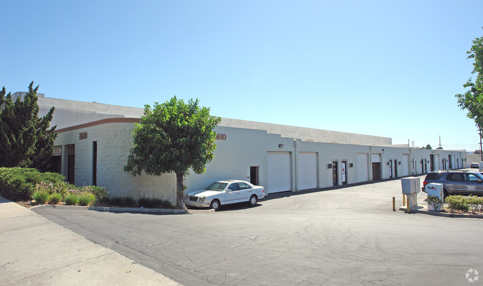 Primary Photo Of 21610 Lassen St, Chatsworth Warehouse For Lease