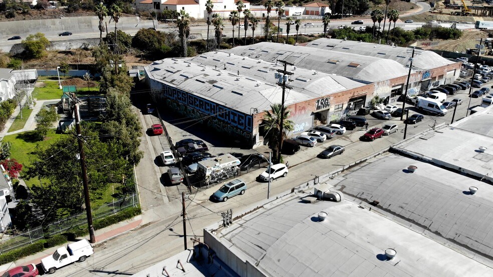 Primary Photo Of 620 S Clarence St, Los Angeles Manufacturing For Lease