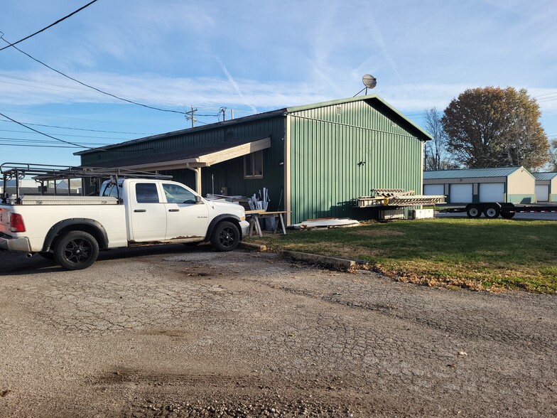 More Photos Of 755 E Hamilton Ave, Franklin Office For Sale