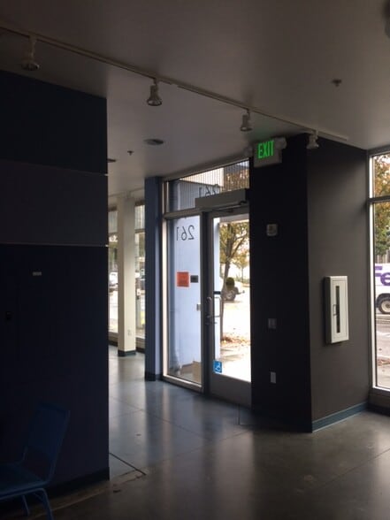More Photos Of 261 Octavia Blvd, San Francisco Apartments For Lease