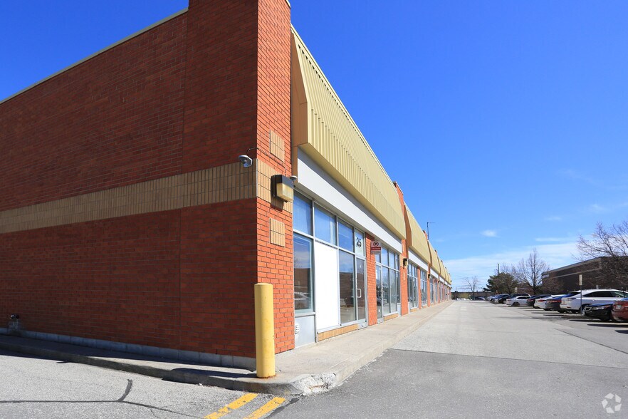 More Photos Of 1050 Brock Rd, Pickering Storefront For Lease