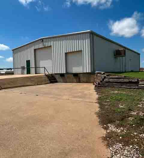 More Photos Of 16776 State Highway 33, Kingfisher Warehouse For Sale