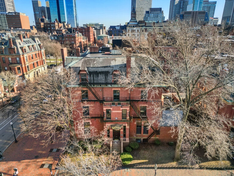More Photos Of 164 Marlborough St, Boston Dormitory For Sale