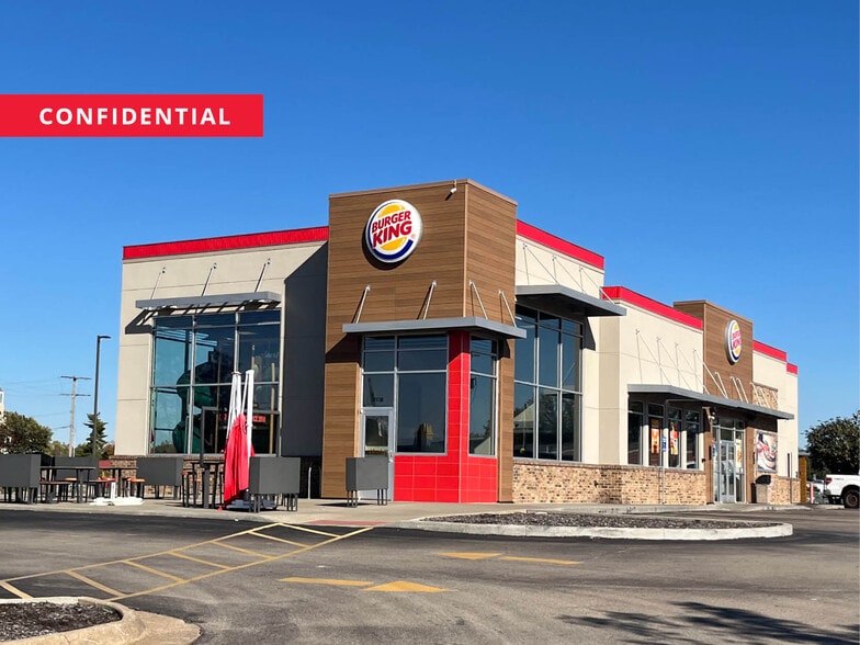 Primary Photo Of 2110 NW Topeka Blvd, Topeka Fast Food For Lease