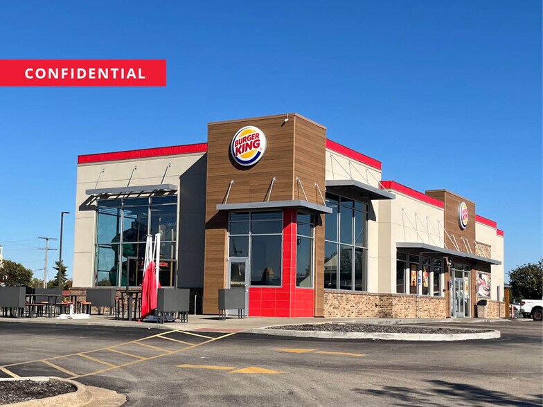 More Photos Of 2110 NW Topeka Blvd, Topeka Fast Food For Lease