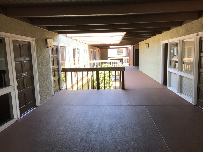 More Photos Of 202 Fashion Ln, Tustin Office For Lease