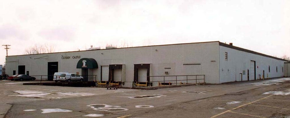 More Photos Of 1955 Stephenson Hwy, Troy Manufacturing For Sale