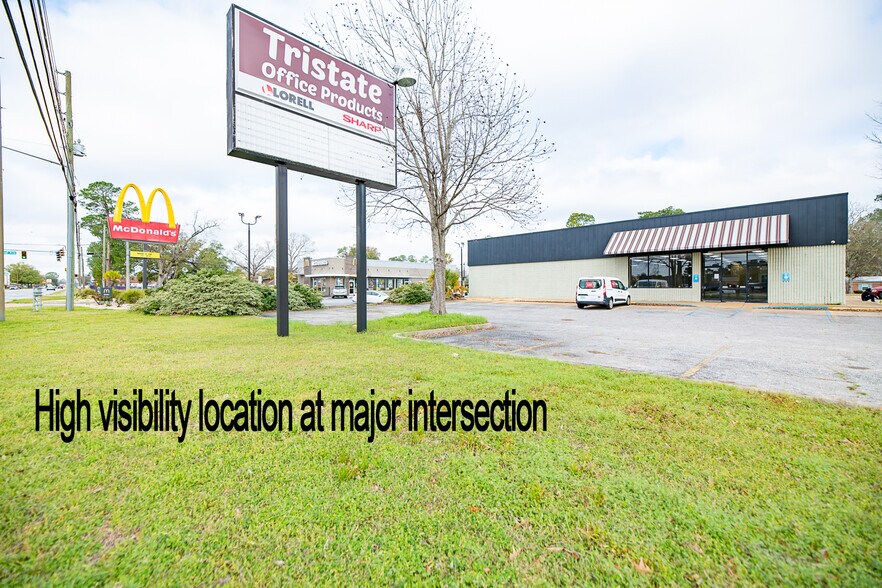 Primary Photo Of 1503 E Shotwell St, Bainbridge Storefront Retail Office For Sale