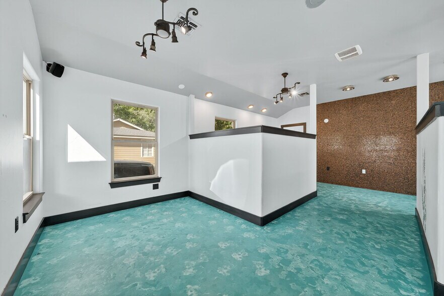 More Photos Of , Boerne Unknown For Sale