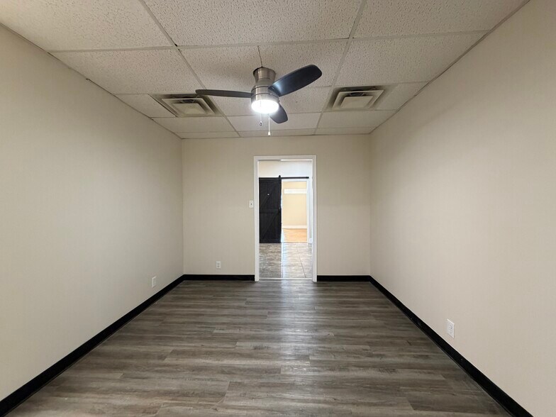 More Photos Of 4811 Trousdale Dr, Nashville Freestanding For Lease