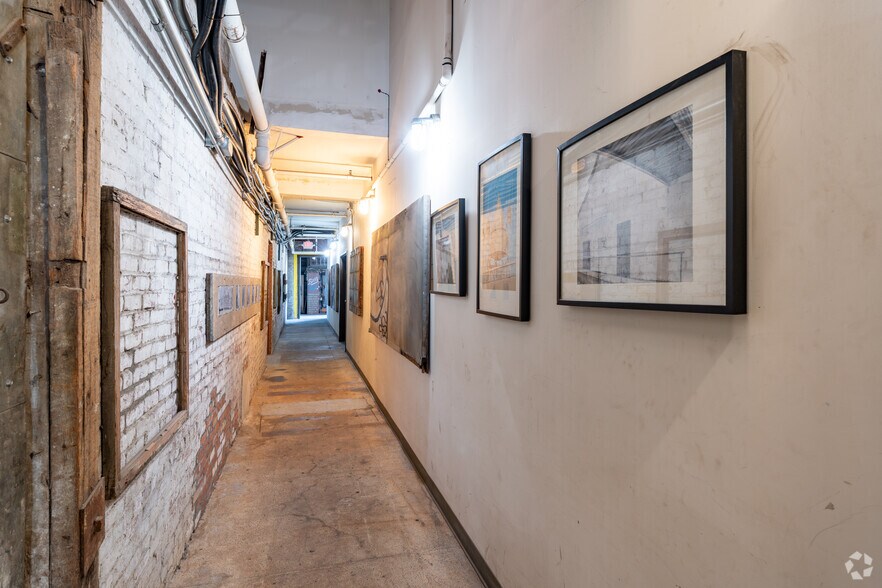 More Photos Of 560 E Commercial St, Pomona Manufacturing For Lease