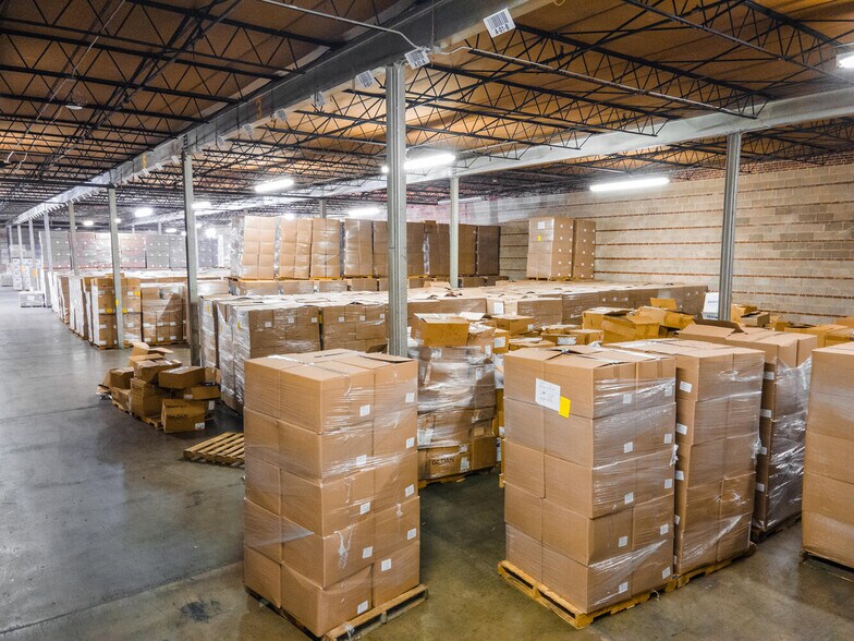 More Photos Of 811 E Waterman St, Wichita Warehouse For Lease