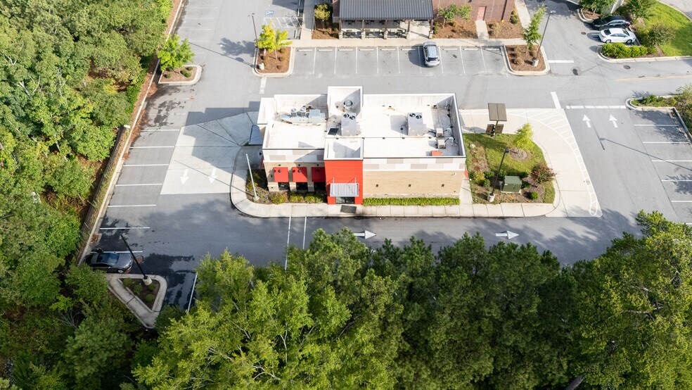 More Photos Of 2021 Commerce Dr N, Peachtree City General Retail For Sale