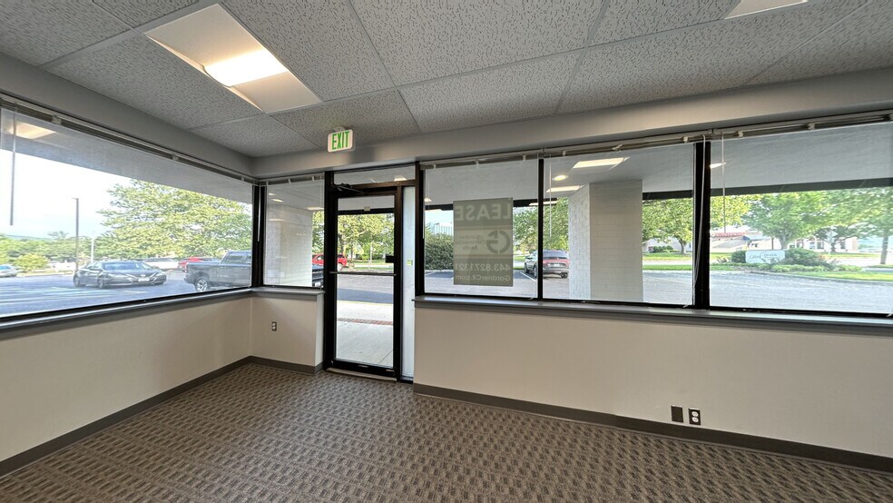 Primary Photo Of 9 Schilling Rd, Hunt Valley Medical For Lease