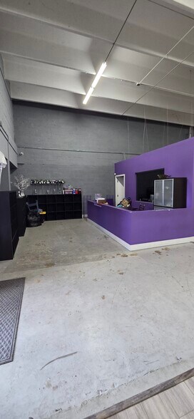 More Photos Of 4830-4882 NW 167th St, Miami Gardens General Retail For Sale