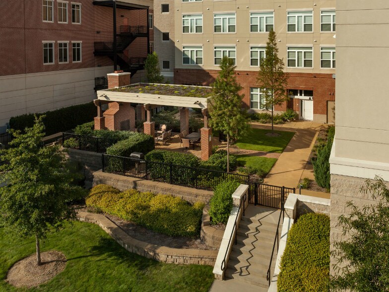More Photos Of 9336 Kings Parade Blvd, Charlotte Apartments For Lease
